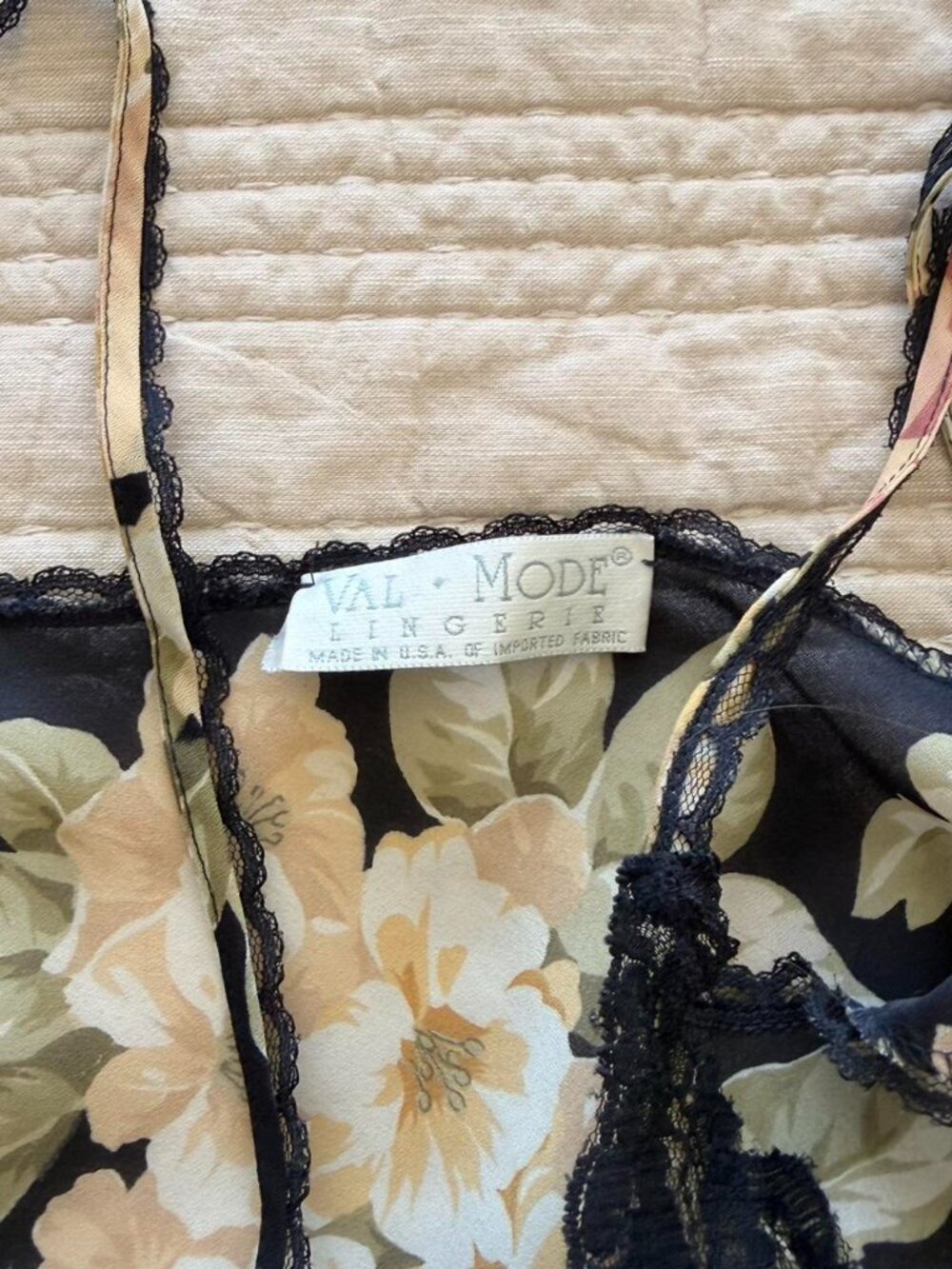 Vintage Lingerie Nightie Dress - Picture 2 of 3